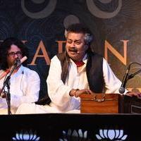 Hariharan - Hariharan and Ustad Zakir Hussain Music Concert Photos | Picture 944538