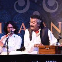 Hariharan - Hariharan and Ustad Zakir Hussain Music Concert Photos | Picture 944542