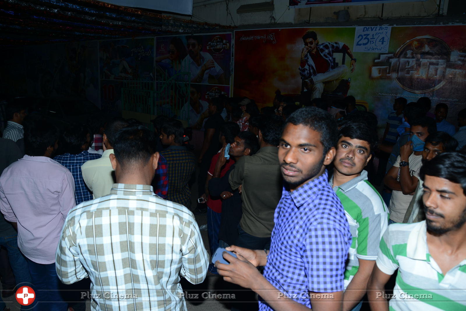Patas Success Meet at Devi Theatre Stills | Picture 945974