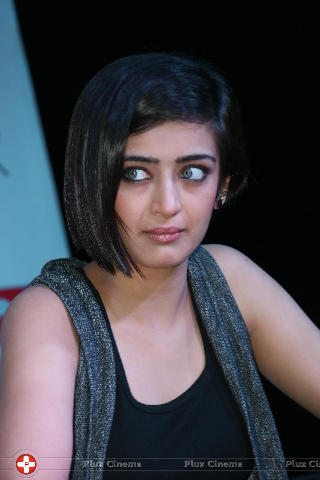 Akshara Haasan at Shamitabh Movie Press Meet Photos | Picture 952162