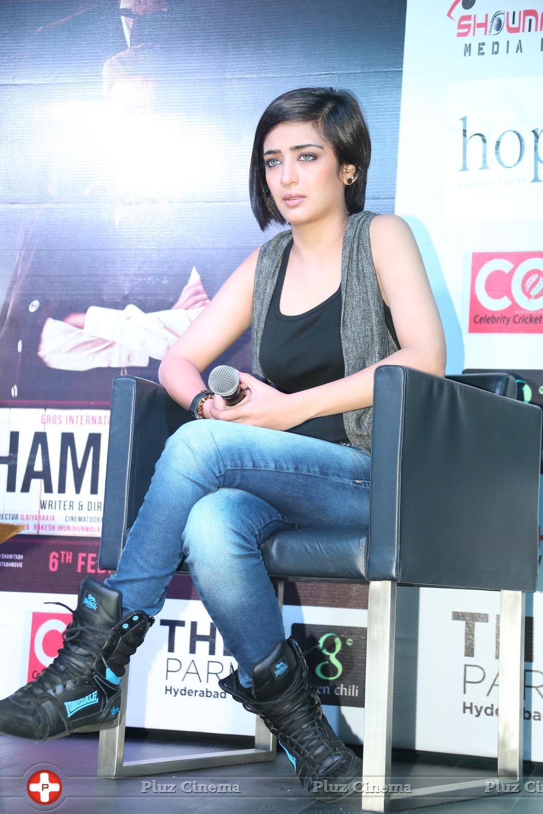 Akshara Haasan at Shamitabh Movie Press Meet Photos | Picture 952179