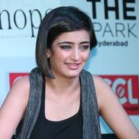 Akshara Haasan at Shamitabh Movie Press Meet Photos | Picture 952144