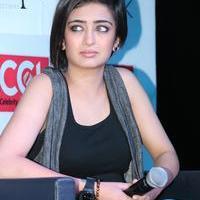 Akshara Haasan at Shamitabh Movie Press Meet Photos | Picture 952170