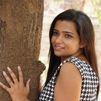 Sandhya (Telugu) - Kalaakadhanbam Talent Show at Nature Cure Photos | Picture 952296
