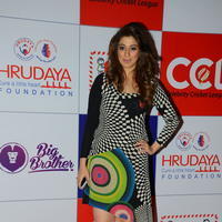 Raai Laxmi at 100 Hearts Red Carpet by CCL Photos | Picture 951012