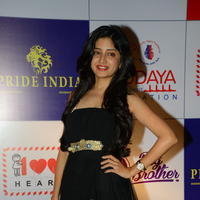 Poonam Kaur at 100 Hearts Red Carpet by CCL Photos | Picture 951059