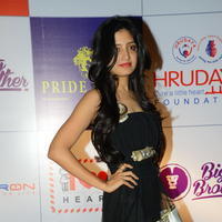 Poonam Kaur at 100 Hearts Red Carpet by CCL Photos | Picture 951060