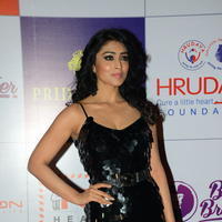 Shriya Saran at 100 Hearts Red Carpet by CCL Photos | Picture 951262