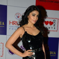 Shriya Saran at 100 Hearts Red Carpet by CCL Photos | Picture 951281