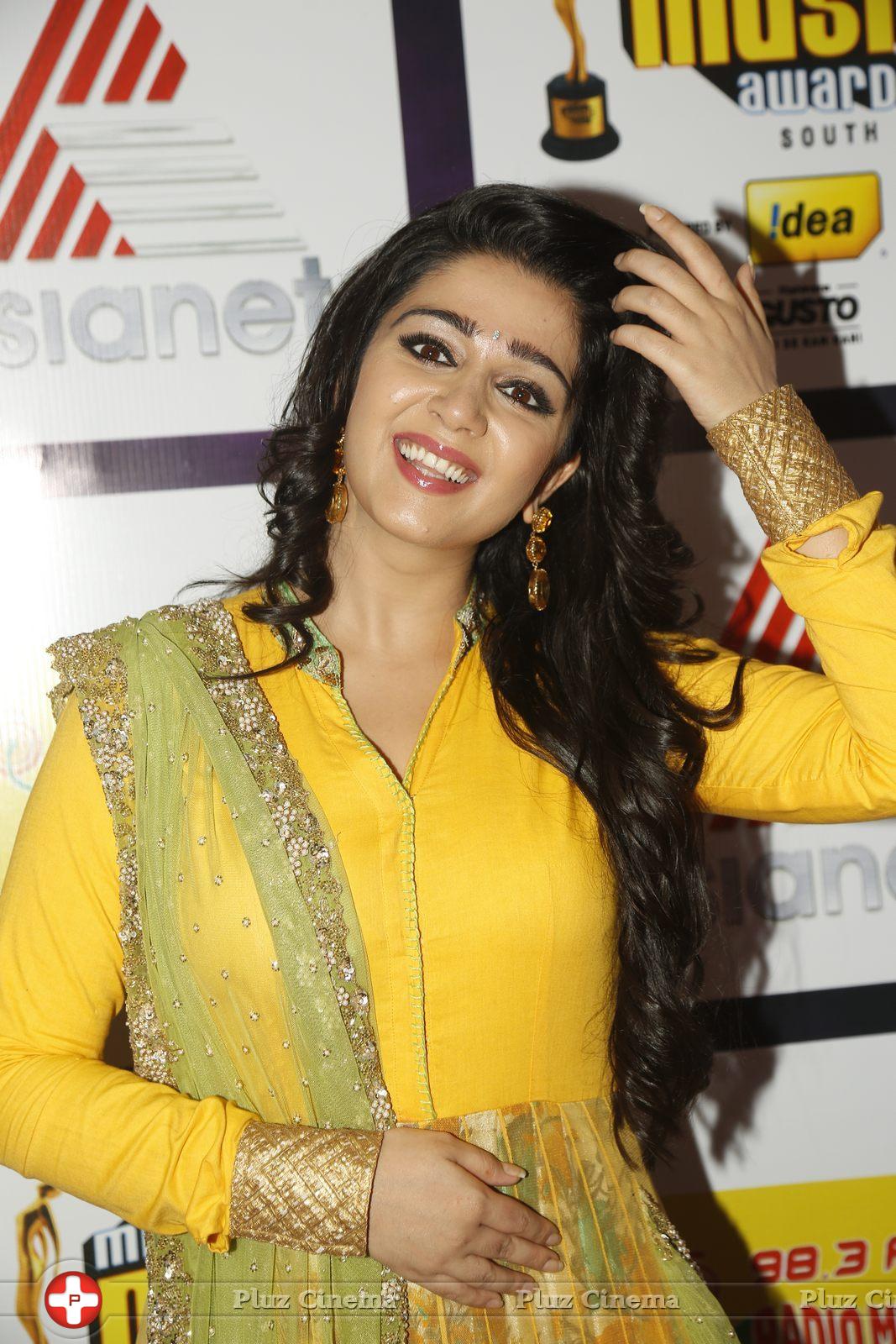 Charmi Kaur at Mirchi Music Awards 2014 Stills | Picture 1072579