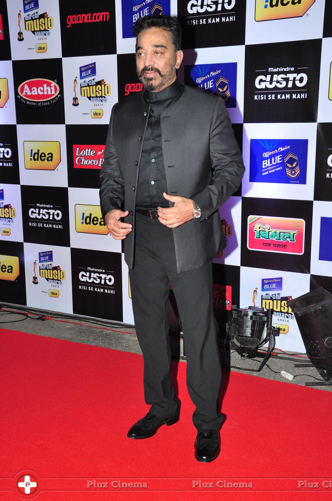 Kamal Haasan - Celebs at Mirchi Music Awards 2014 Stills | Picture 1072230