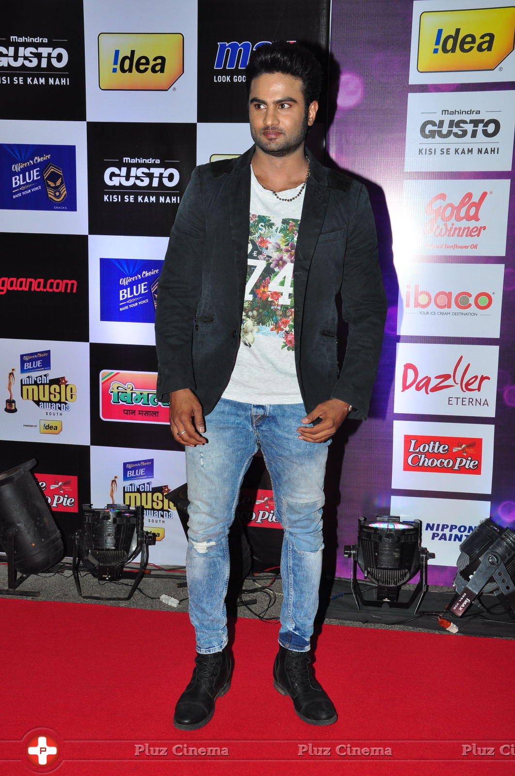 Sudheer Babu - Celebs at Mirchi Music Awards 2014 Stills | Picture 1072313