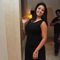 Geetanjali at Sahasam Seyara Dimbhaka Premiere Show Photos | Picture 1073798