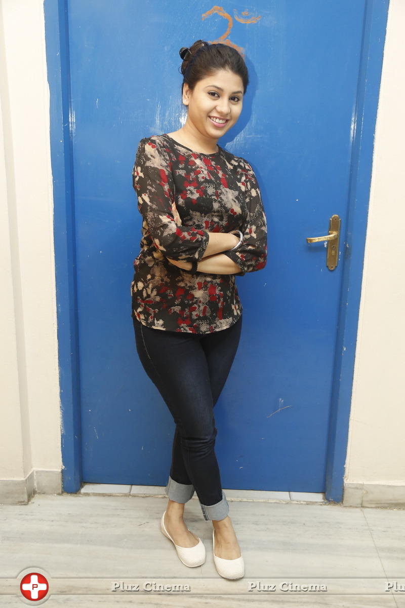 Hamida at Sahasam Seyara Dimbhaka Premiere Show Stills | Picture 1073860