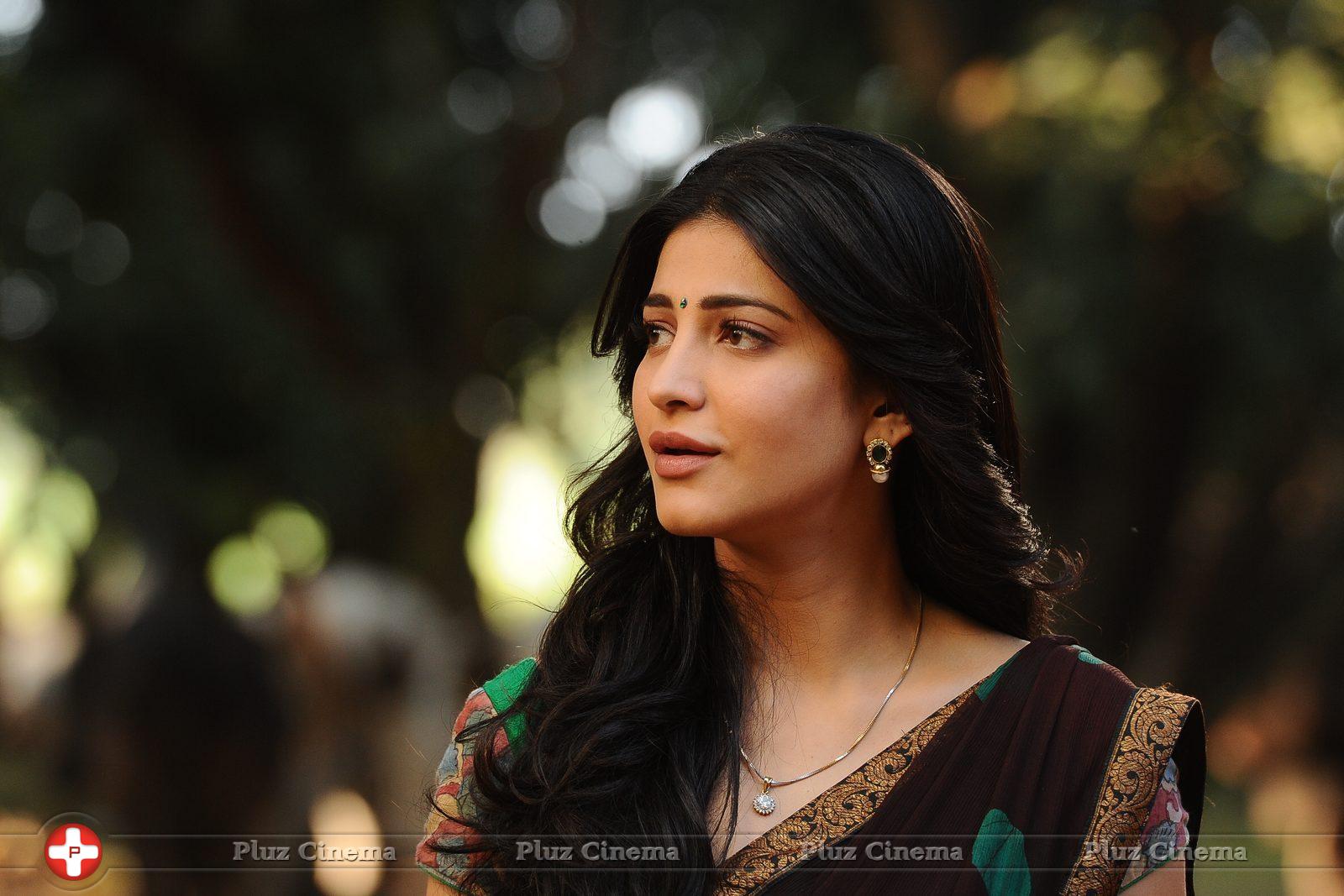 Shruti Haasan - Srimanthudu Movie New Gallery | Picture 1078273