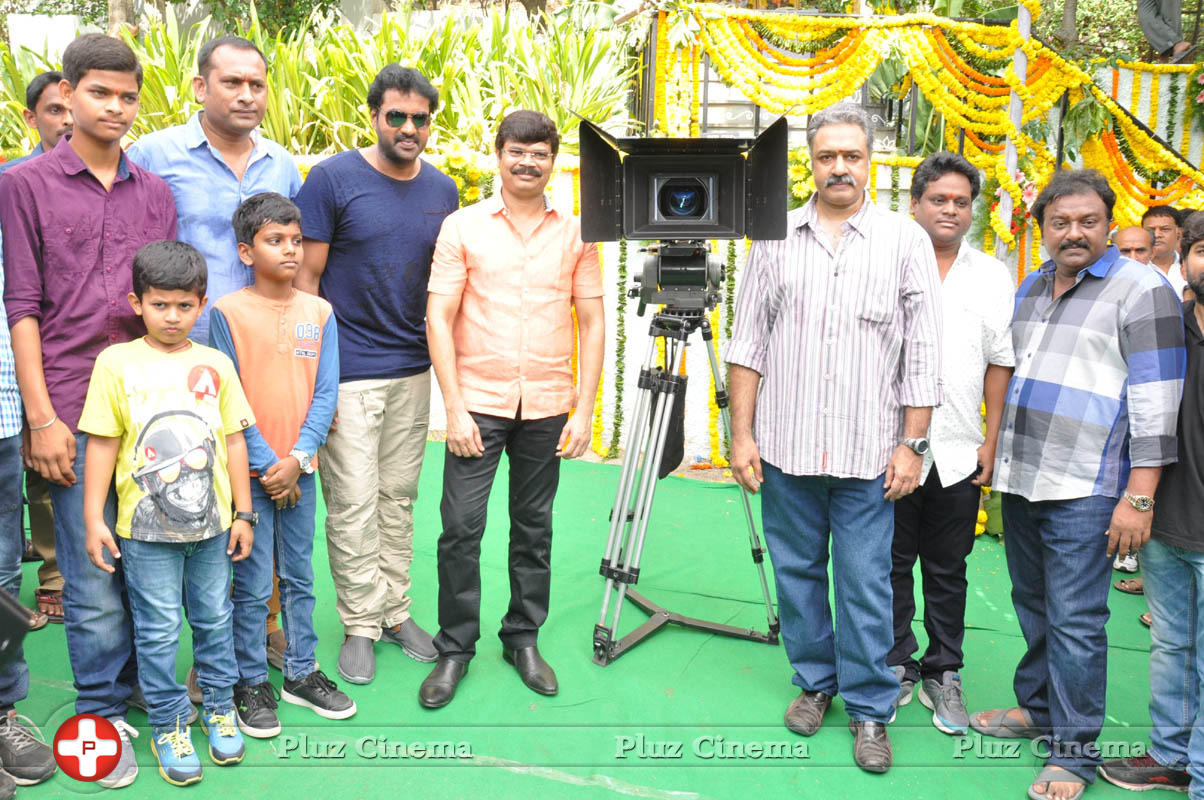 Sunil New Movie Opening Photos | Picture 1039577