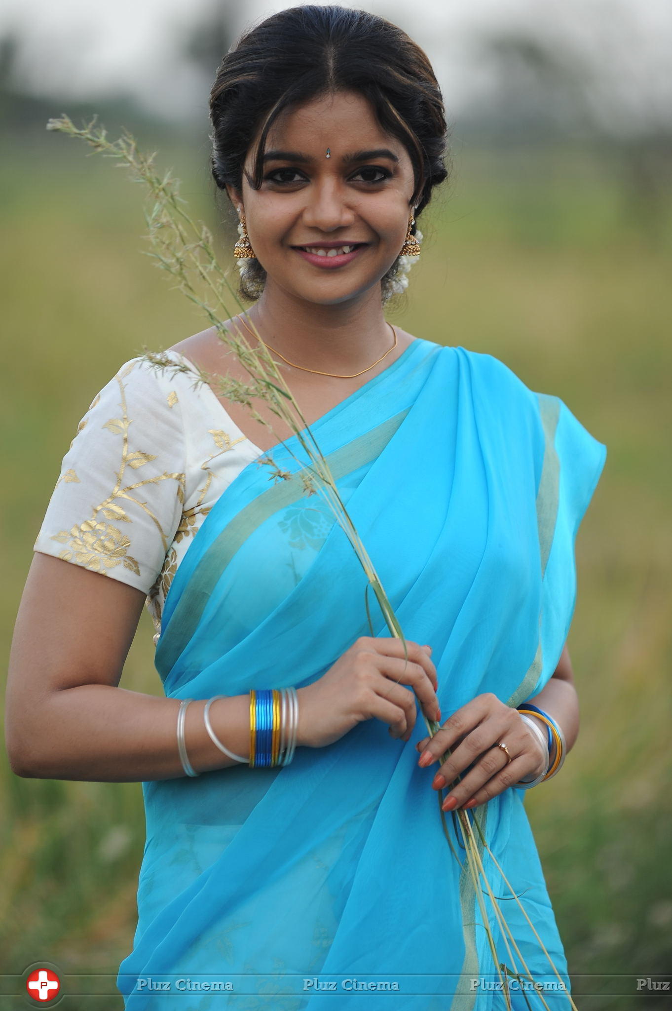 Swathi (Actress) - Swathi in Tripura Movie Stills | Picture 1039375