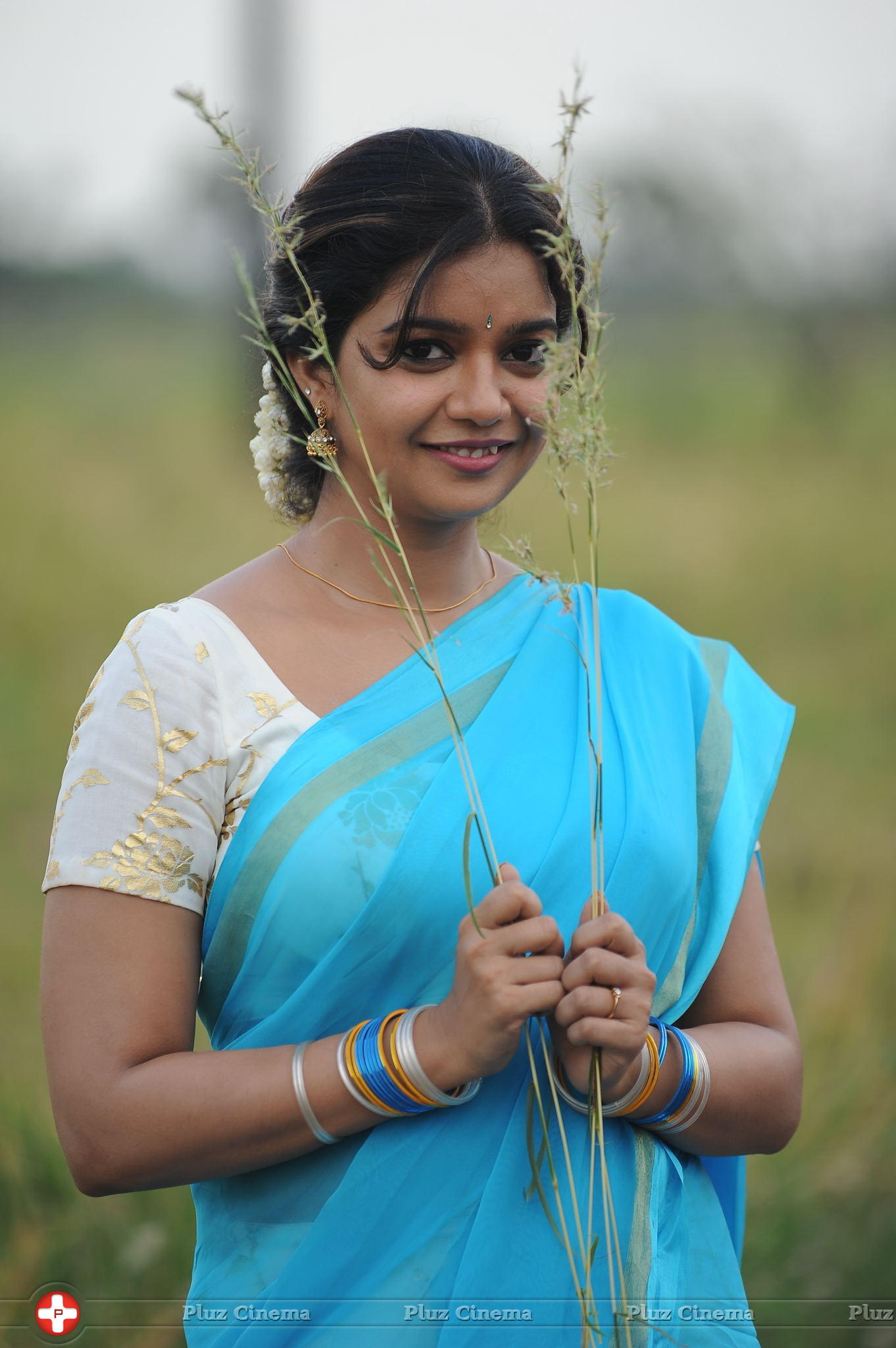 Swathi (Actress) - Swathi in Tripura Movie Stills | Picture 1039376