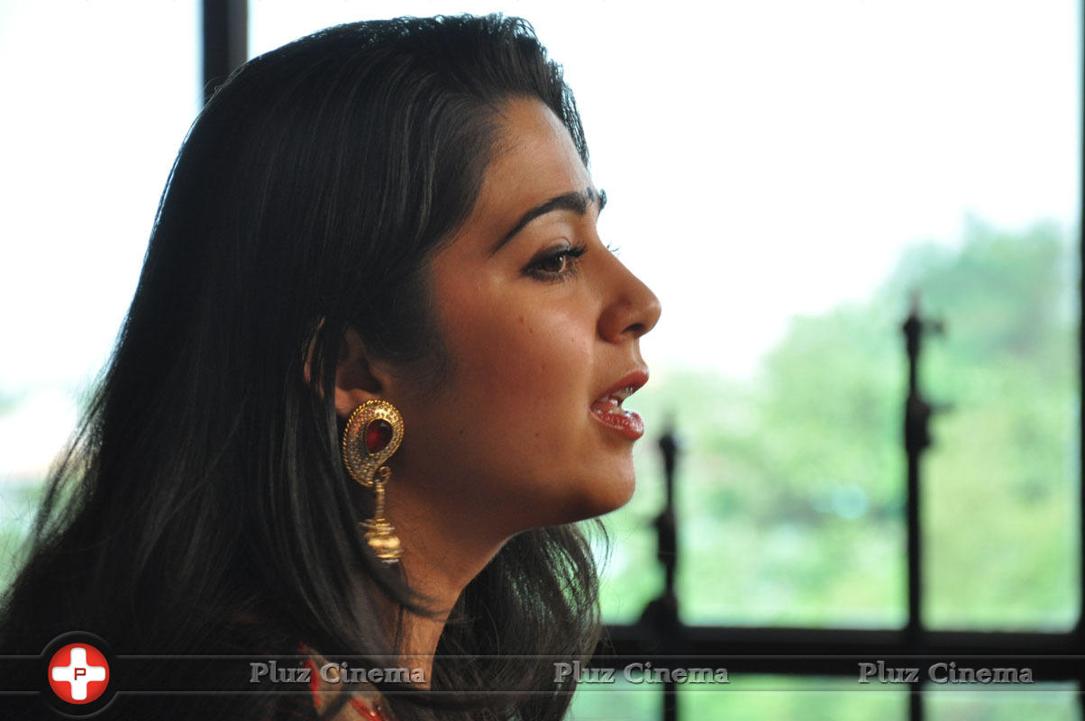Charmi Kaur at Jyothi Lakshmi Movie Press Meet Stills | Picture 1044268