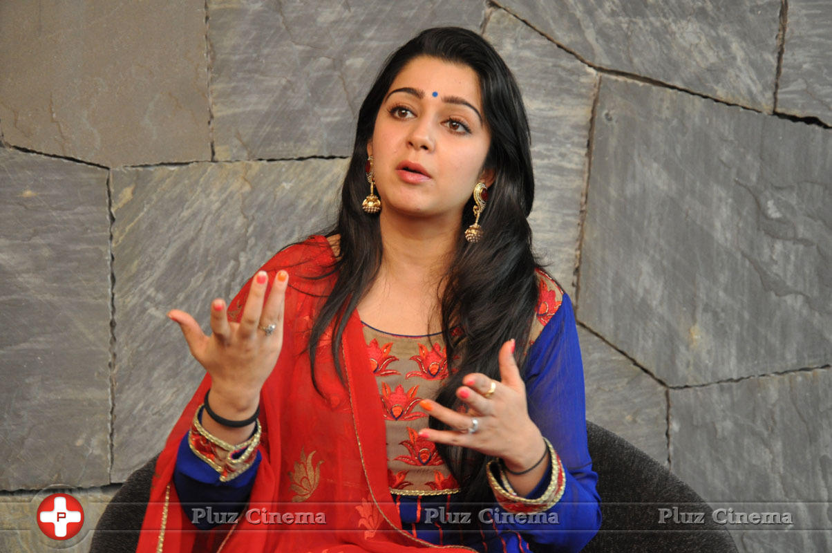 Charmi Kaur at Jyothi Lakshmi Movie Press Meet Stills | Picture 1044275