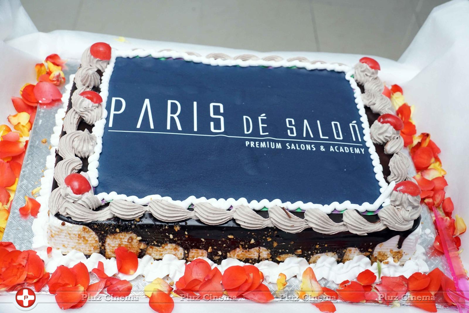 Diksha Panth Launches Paris De Salon at Banjara Hills | Picture 1052045