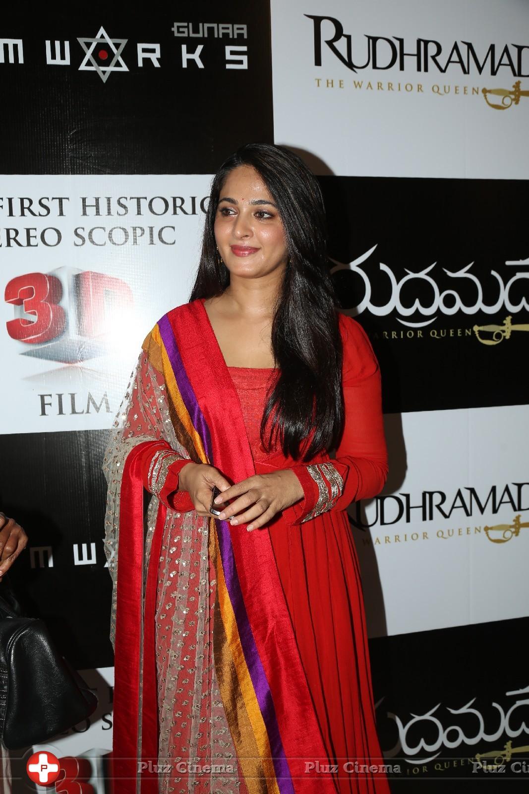 Anushka Shetty at Rudramadevi Movie Trailer Launch Photos | Picture 977463