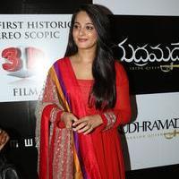 Anushka Shetty at Rudramadevi Movie Trailer Launch Photos | Picture 977463
