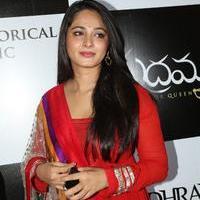 Anushka Shetty at Rudramadevi Movie Trailer Launch Photos | Picture 977470