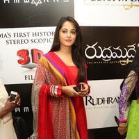 Anushka Shetty - Rudramadevi Movie Trailer Launch Stills | Picture 977103