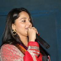 Anushka Shetty - Rudramadevi Movie Trailer Launch Stills | Picture 977127
