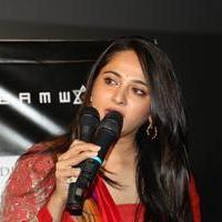 Anushka Shetty - Rudramadevi Movie Trailer Launch Stills | Picture 977153