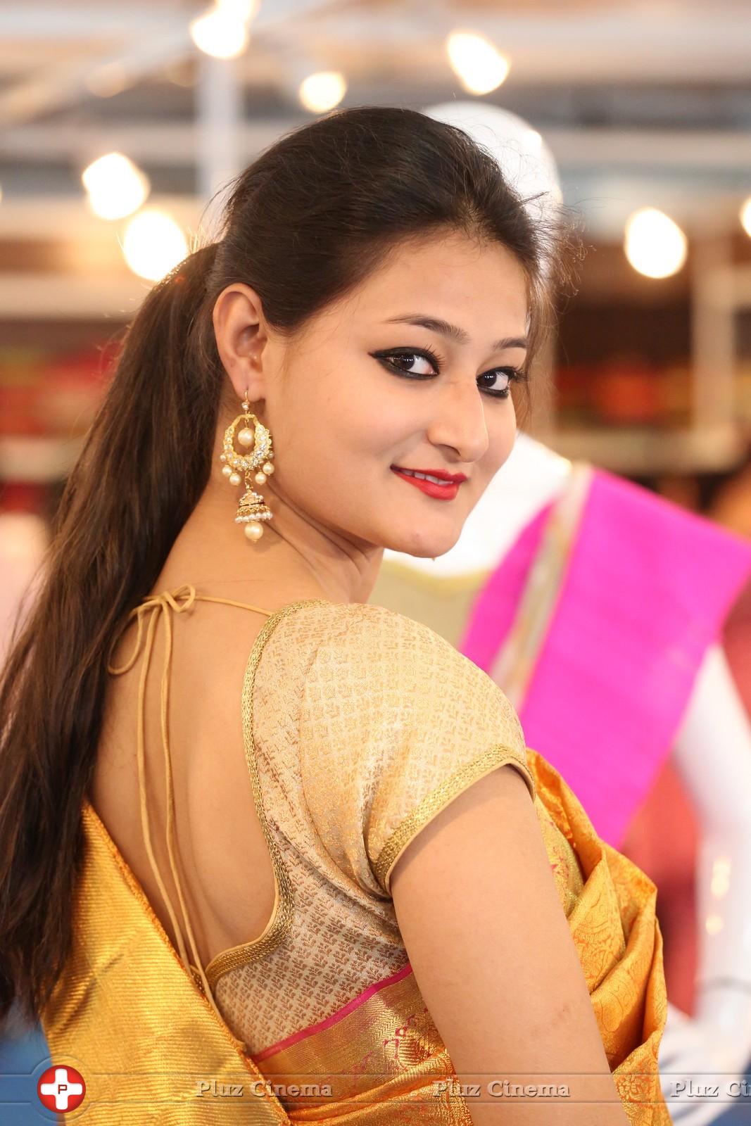 Nilofer at VRK Silks Bridal Expo Launch Photos | Picture 980612