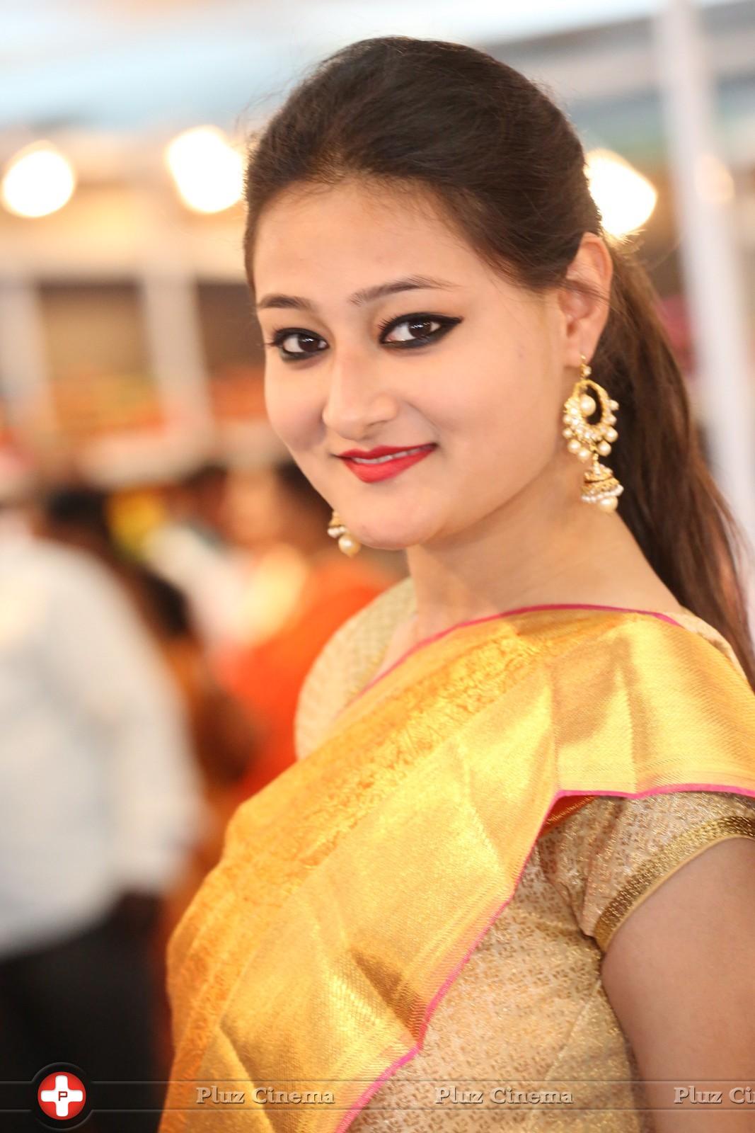 Nilofer at VRK Silks Bridal Expo Launch Photos | Picture 980623