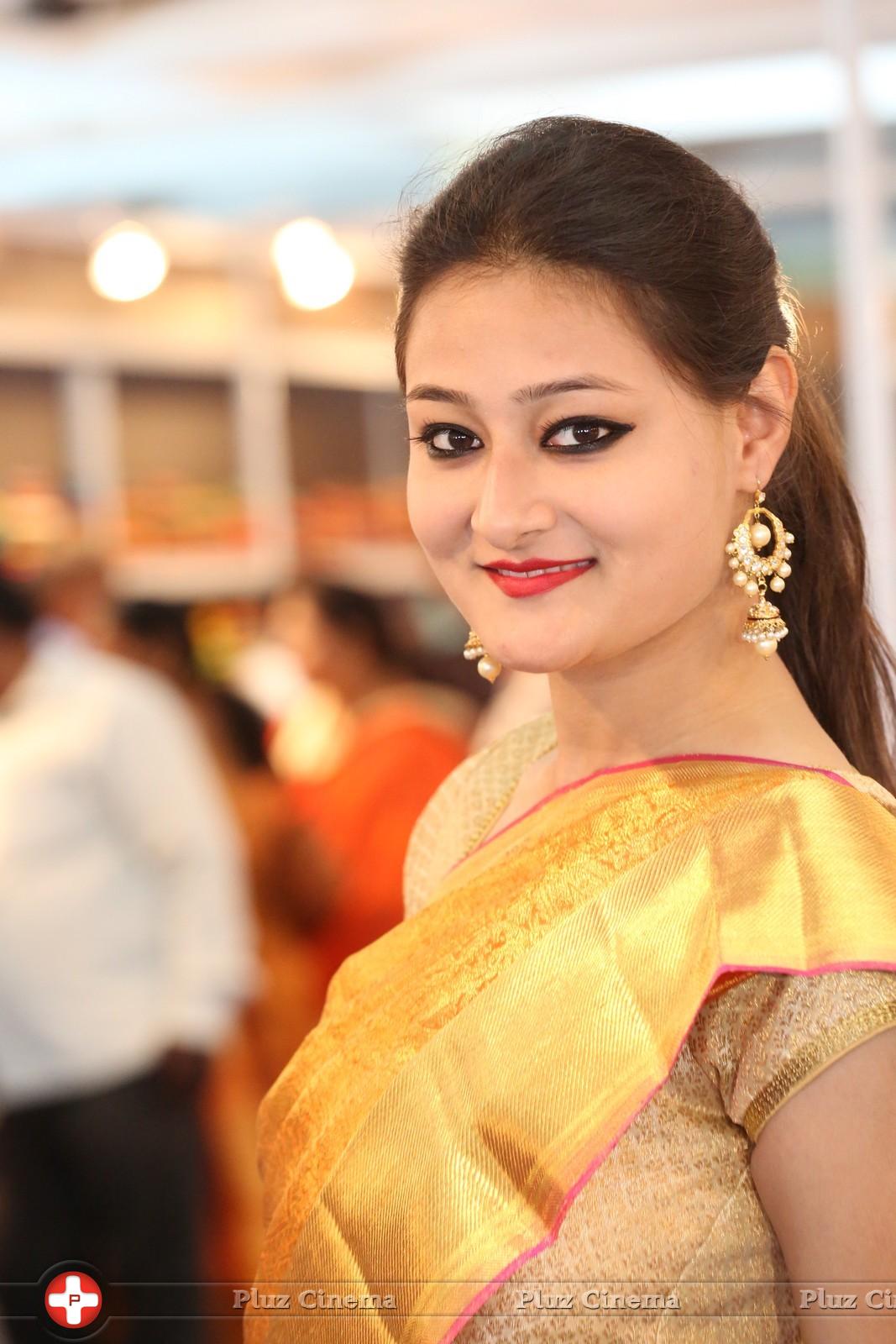 Nilofer at VRK Silks Bridal Expo Launch Photos | Picture 980625