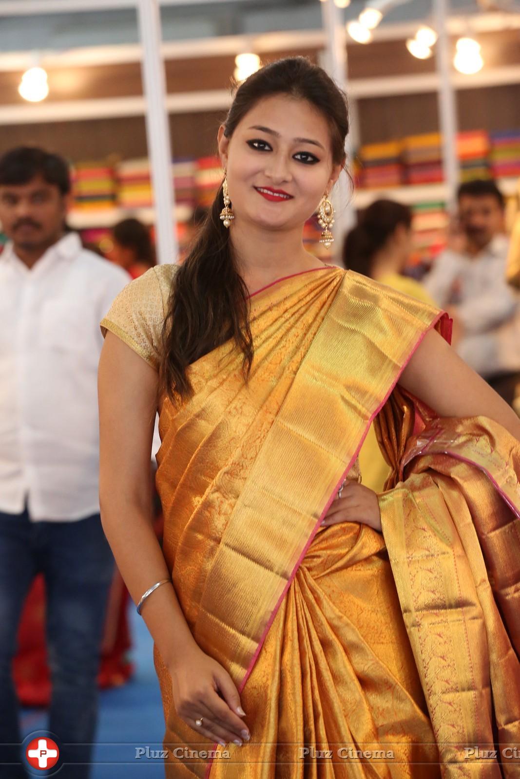 Nilofer at VRK Silks Bridal Expo Launch Photos | Picture 980626