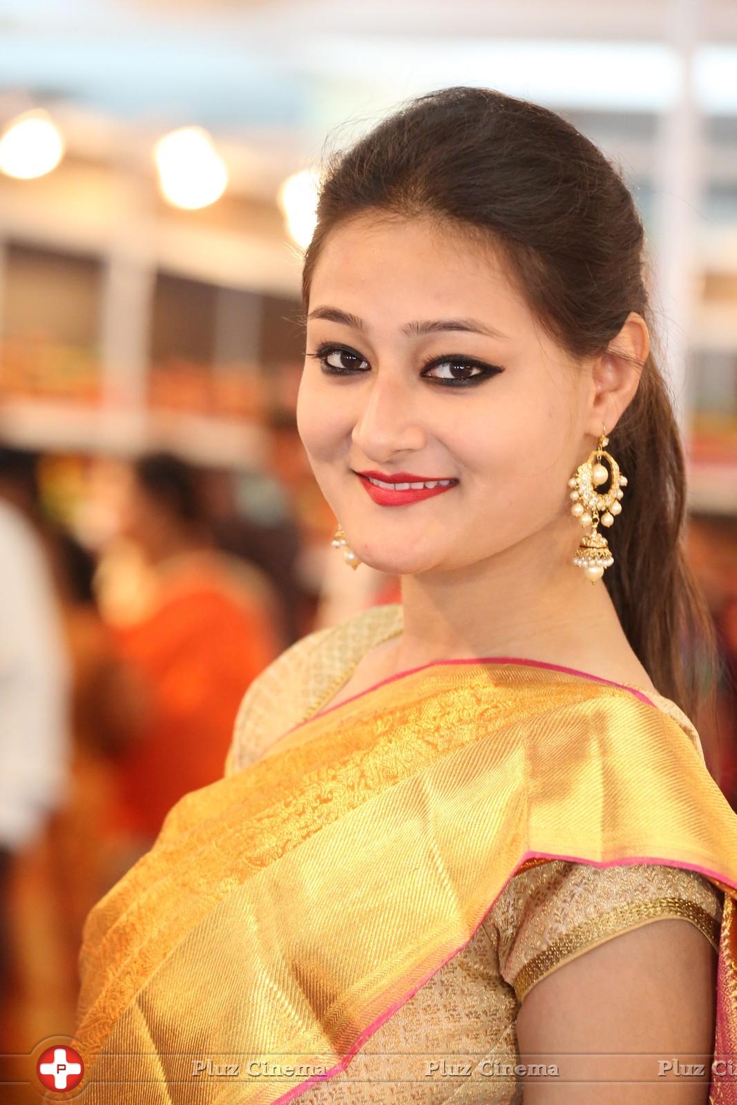 Nilofer at VRK Silks Bridal Expo Launch Photos | Picture 980628