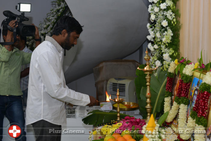 Ram Charan and Srinu Vaitla Movie Opening Photos | Picture 981673