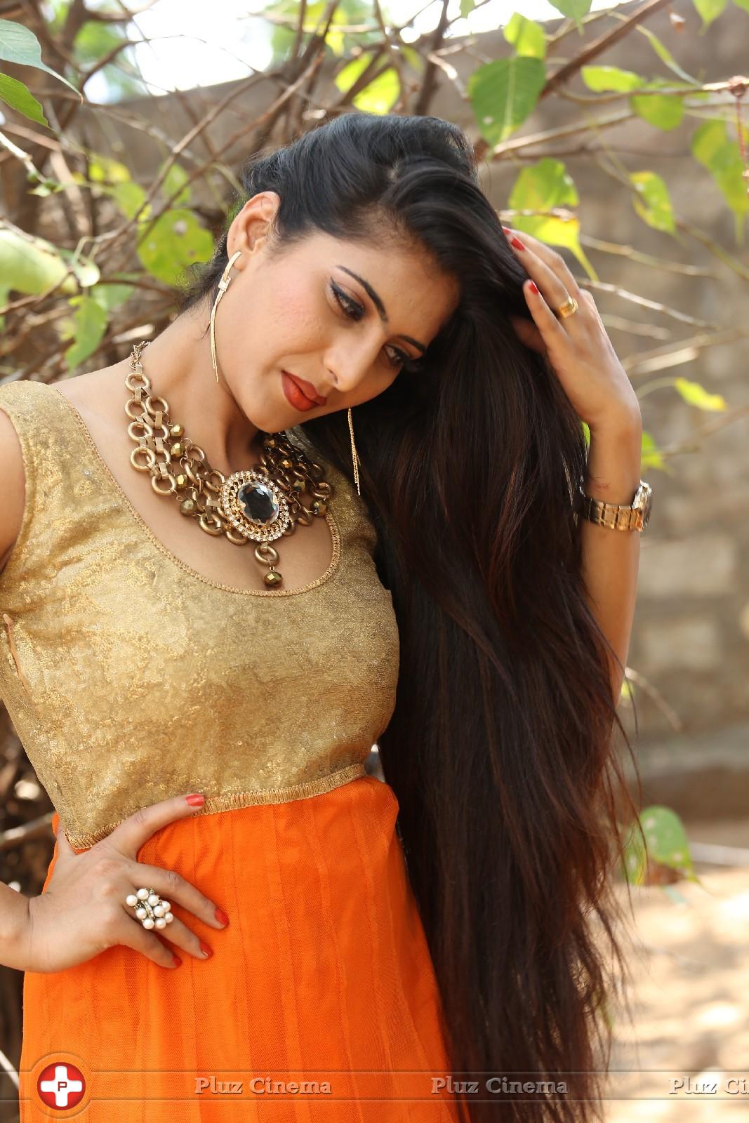 Neha Saxena Latest Gallery | Picture 983343