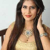 Neha Saxena Latest Gallery | Picture 983329