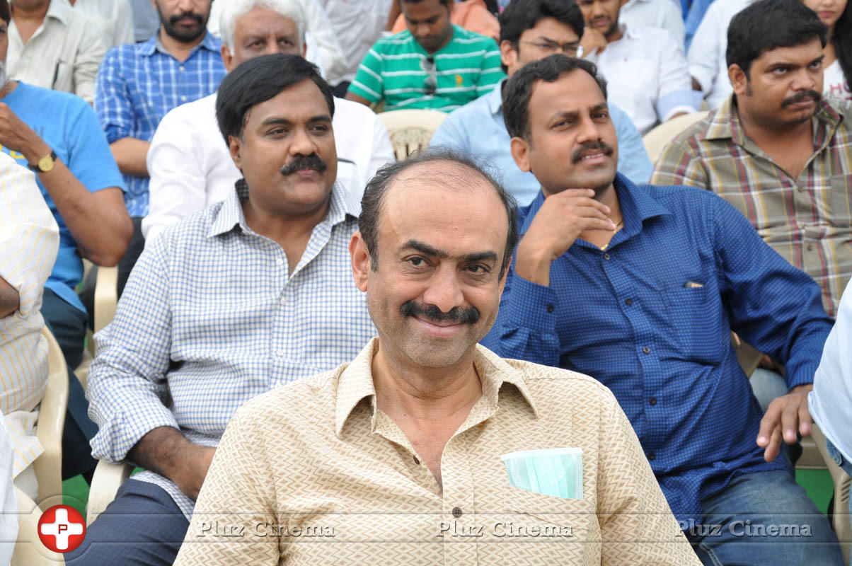 Suresh Kondeti - Telugu Film Industry Swachh Bharat Campaign Photos | Picture 1033149