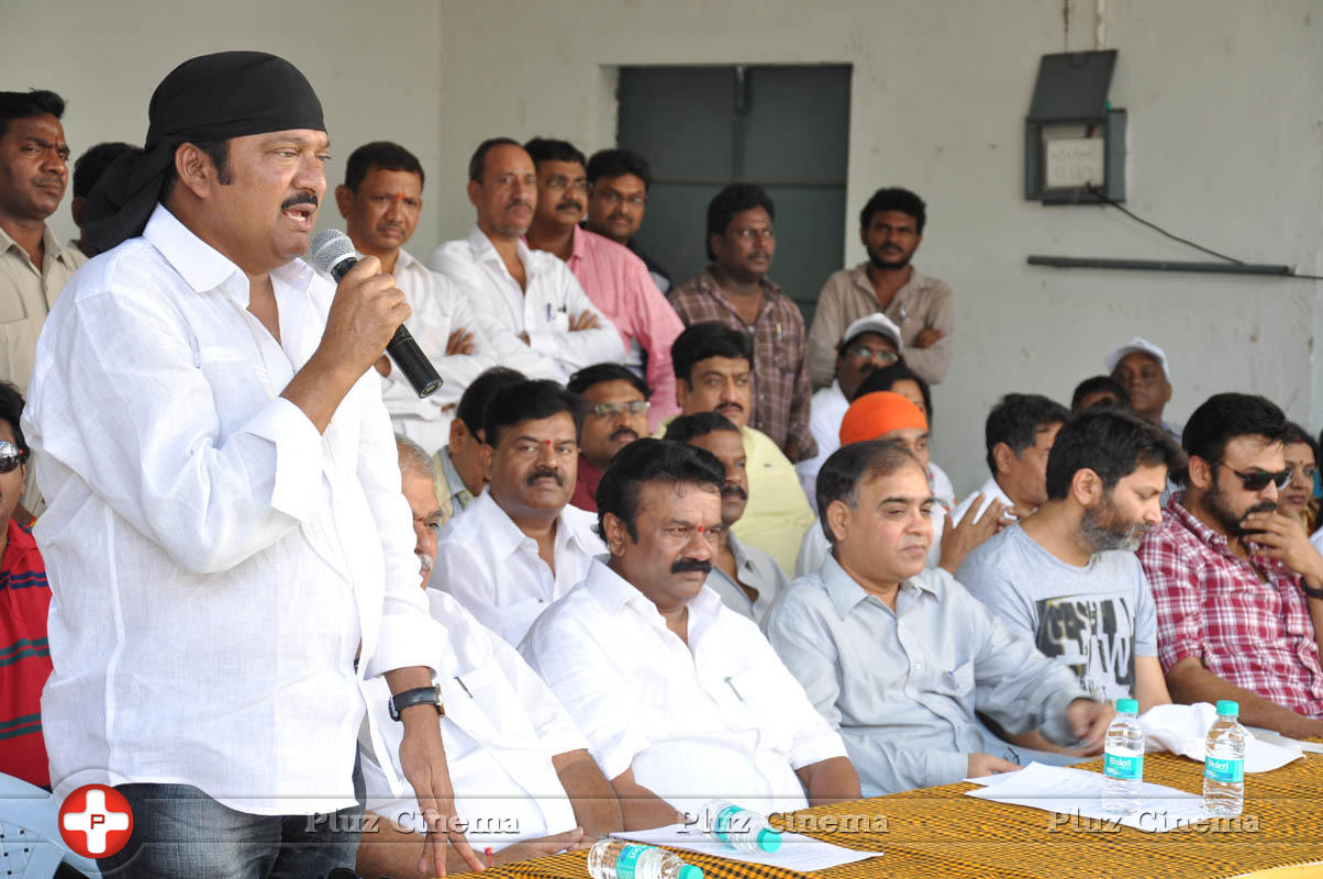 Rajendra Prasad - Telugu Film Industry Swachh Bharat Campaign Photos | Picture 1033182
