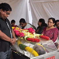 Celebs Pay Tribute to Kondavalasa Lakshmana Rao Photos | Picture 1153198