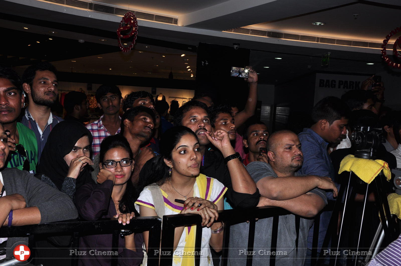 Akhil Akkineni - Akhil Movie Promotions by Radio City 91.1 Event at Inorbit Mall Stills | Picture 1154467