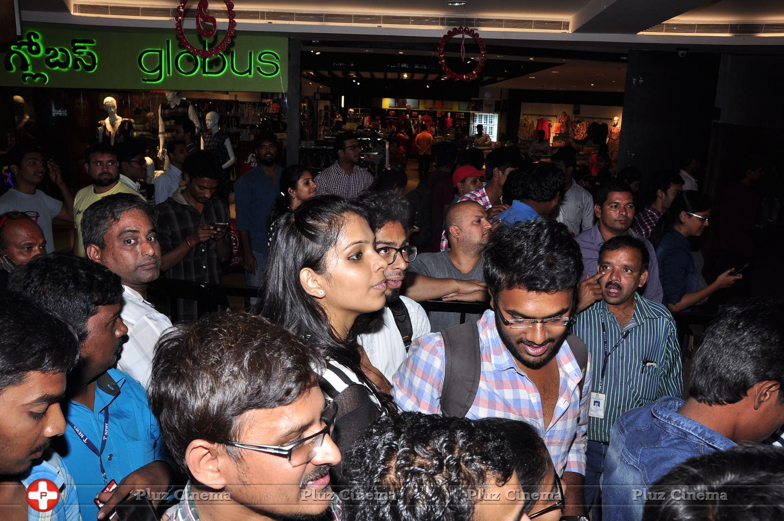Akhil Akkineni - Akhil Movie Promotions by Radio City 91.1 Event at Inorbit Mall Stills | Picture 1154484