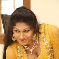Sirisha at Okkaditho Modalaindi Movie Press Meet Photos | Picture 1156260