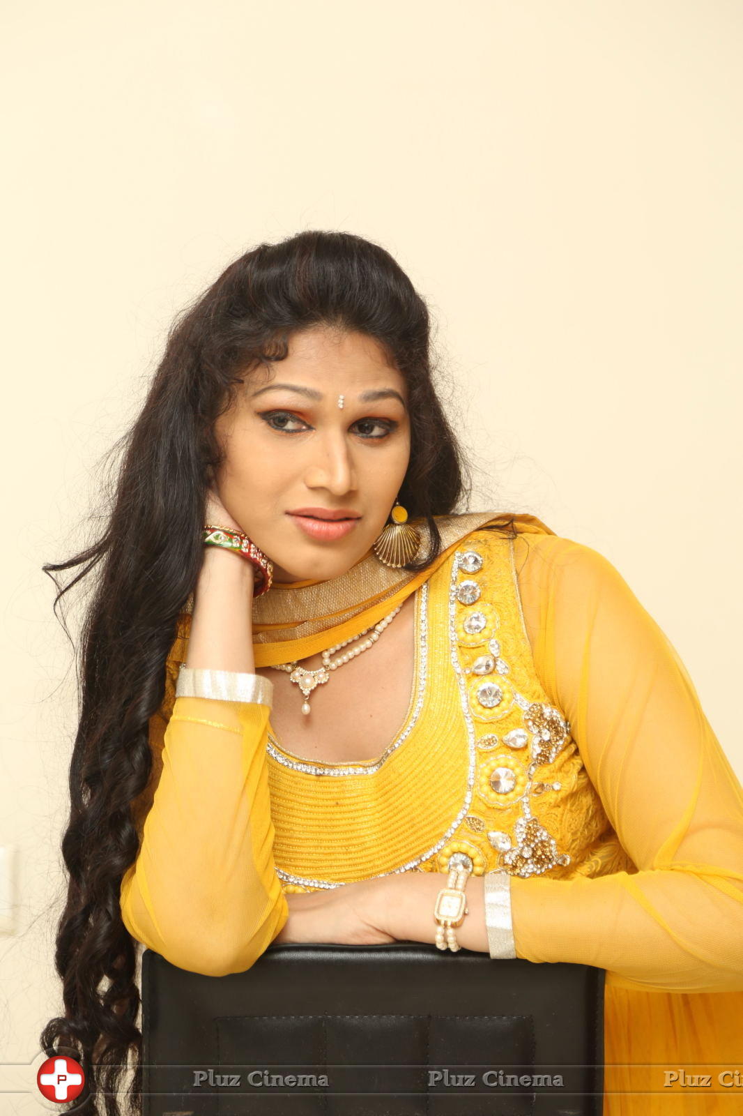 Sirisha at Okkaditho Modalaindi Movie Press Meet Photos | Picture 1156259