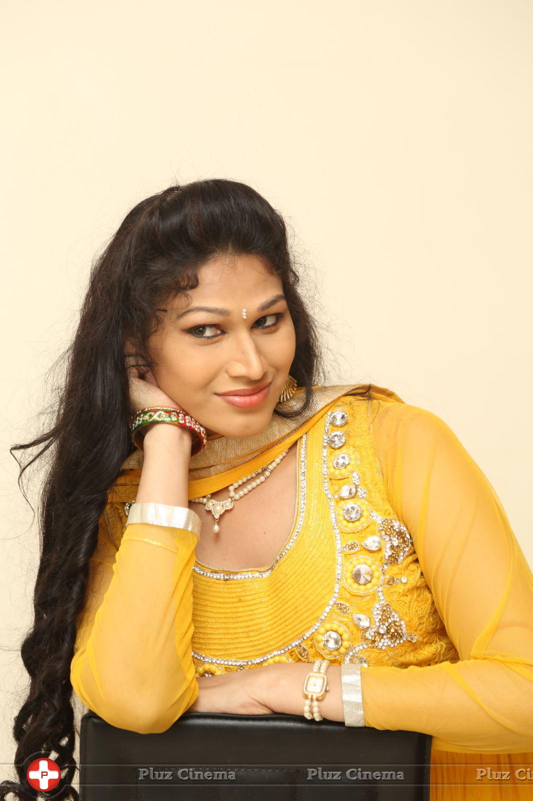 Sirisha at Okkaditho Modalaindi Movie Press Meet Photos | Picture 1156263