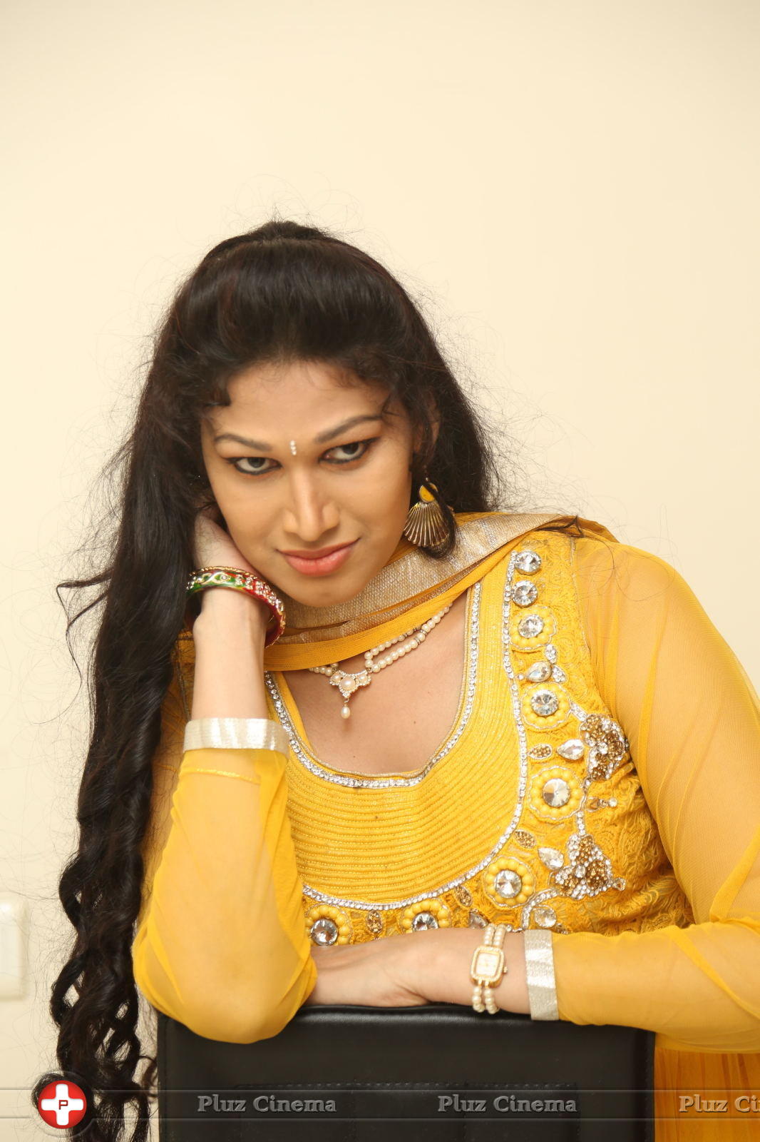 Sirisha at Okkaditho Modalaindi Movie Press Meet Photos | Picture 1156281