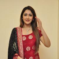 Sayesha Saigal Cute Gallery | Picture 1157995