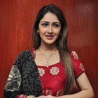 Sayesha Saigal Cute Gallery | Picture 1158006